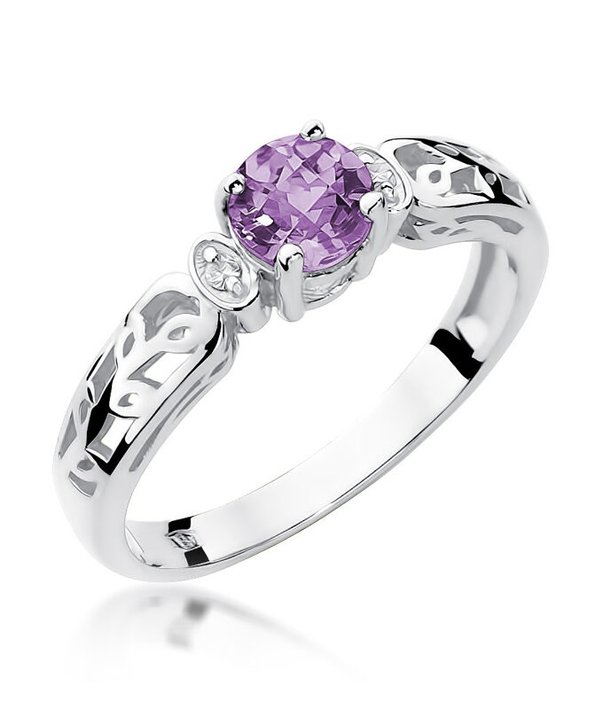Auksinis žiedas su Ametistu ir deimantais