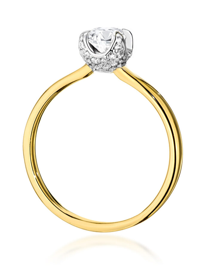 Auksinis žiedas su Baltuoju Safyru ir deimantais